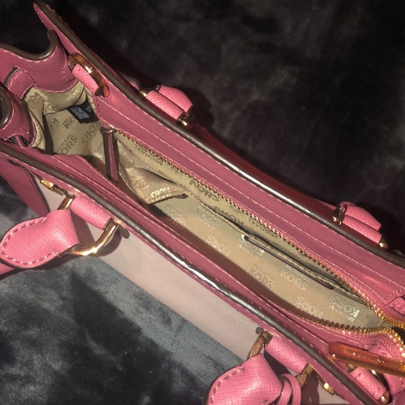 Michael Kors Handbag - Picture 4 of 5